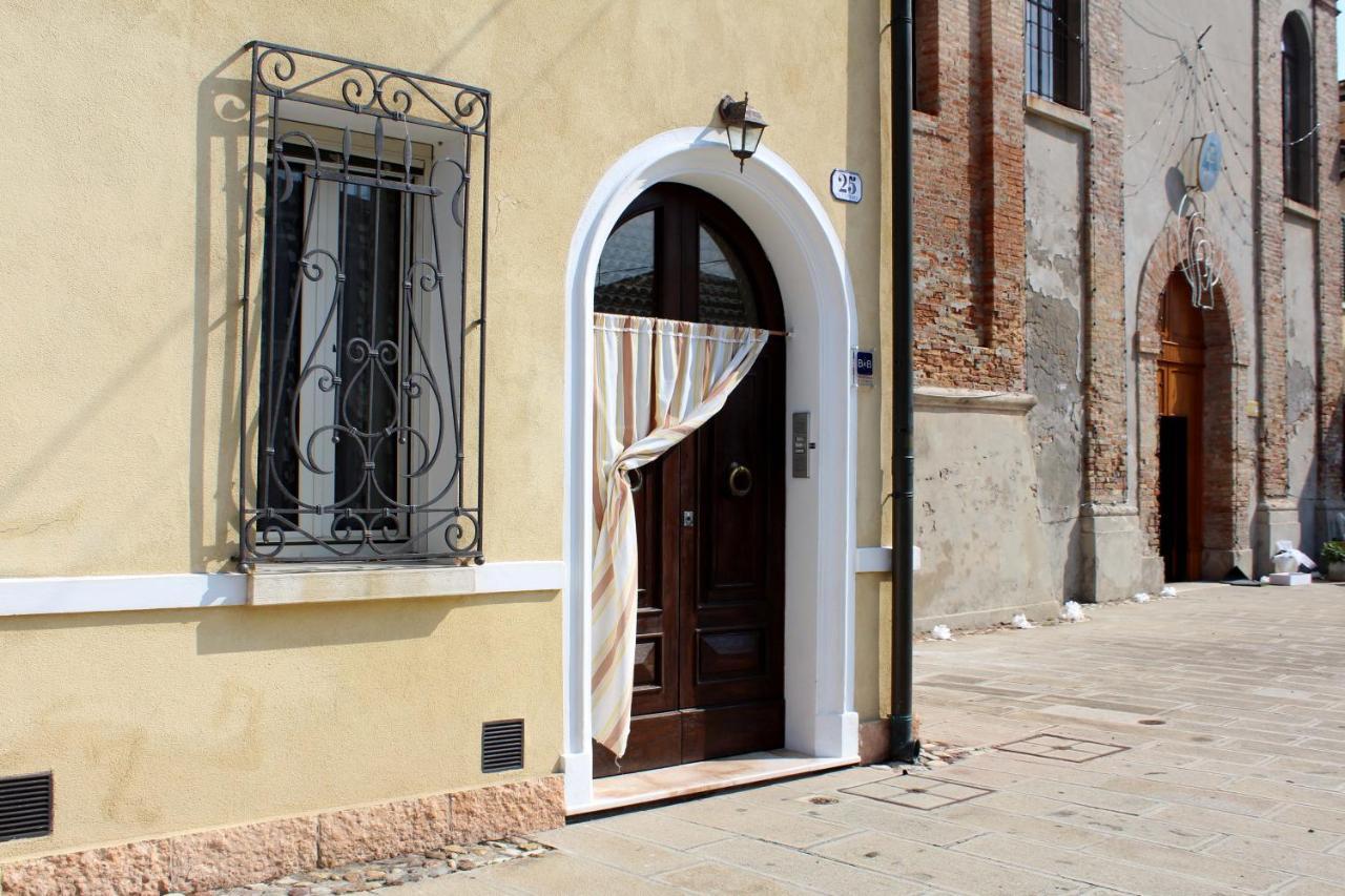 Bed and Breakfast Porta Del Carmine Комаккьо Екстер'єр фото